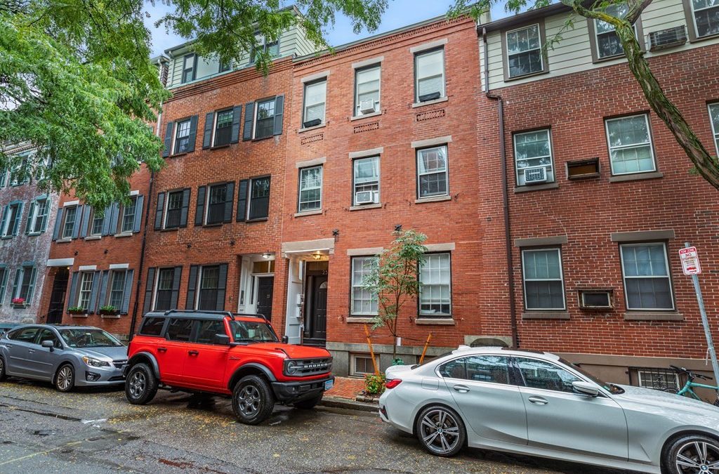25 Melrose Street, Unit 1