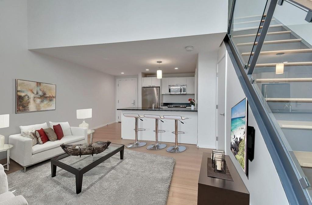 1 Earhart Street, Unit 725