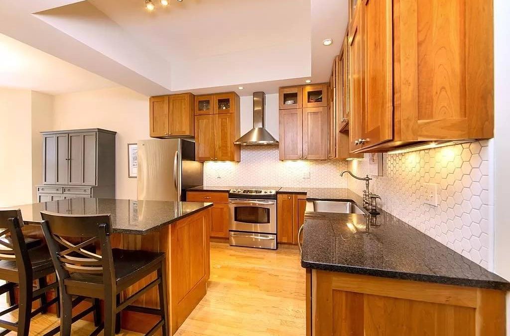 212 W. Canton St., #3