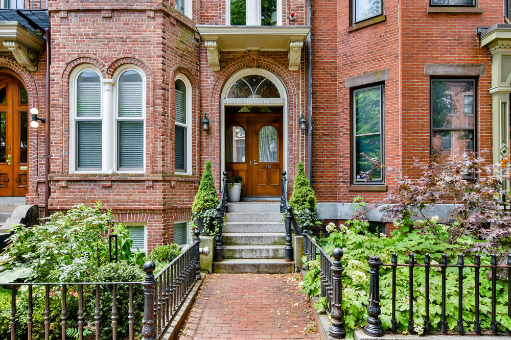 112 W Concord St