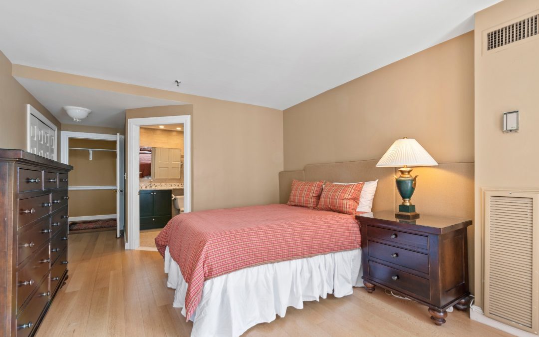 50 Commonwealth Avenue, #603
