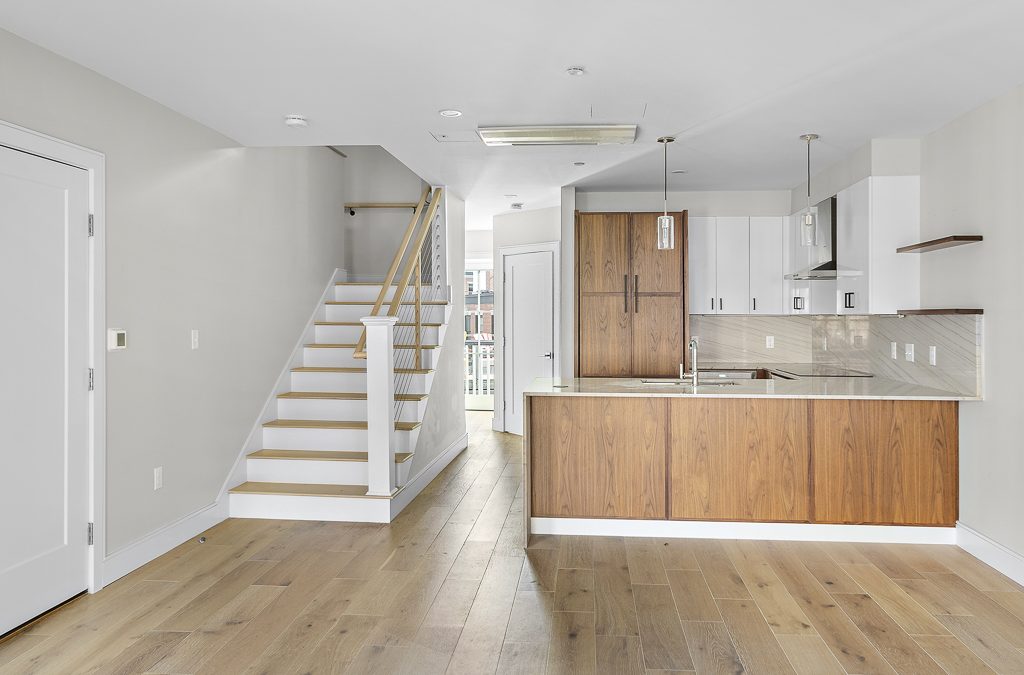 471 Hanover Street, Penthouse 2