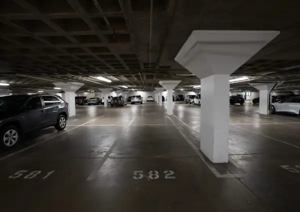 Hawthorne Place Garage