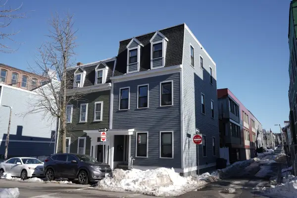 365 E Street 